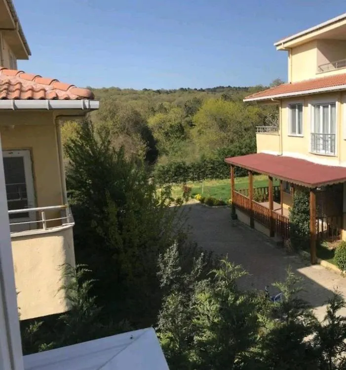 Bed & Breakfast Orman Breakfast Hotel Is 6 Minutes Away From The Airport Arnavutkoy