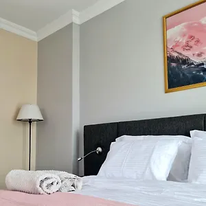 Homestay Budget Tourist, Arnavutkoy