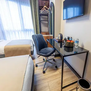 Hotel Lenora Airport & Istanbul Airport, Arnavutkoy