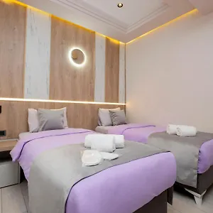 4* Hotel Lavender Airport